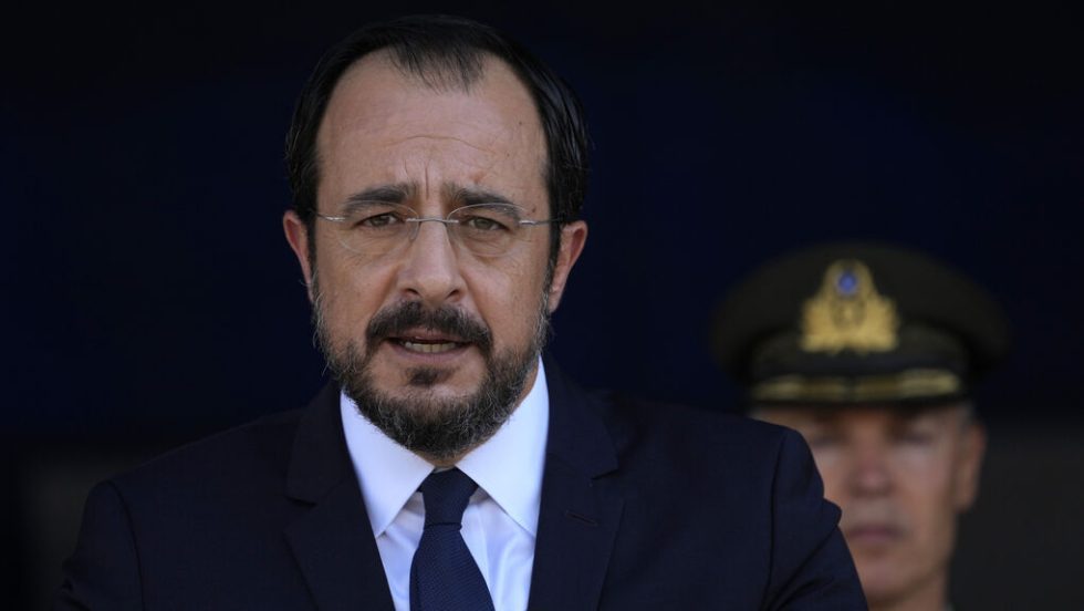 nikos xristodoulidis